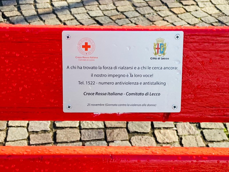 CriLc_panchina2.jpeg (129 KB)