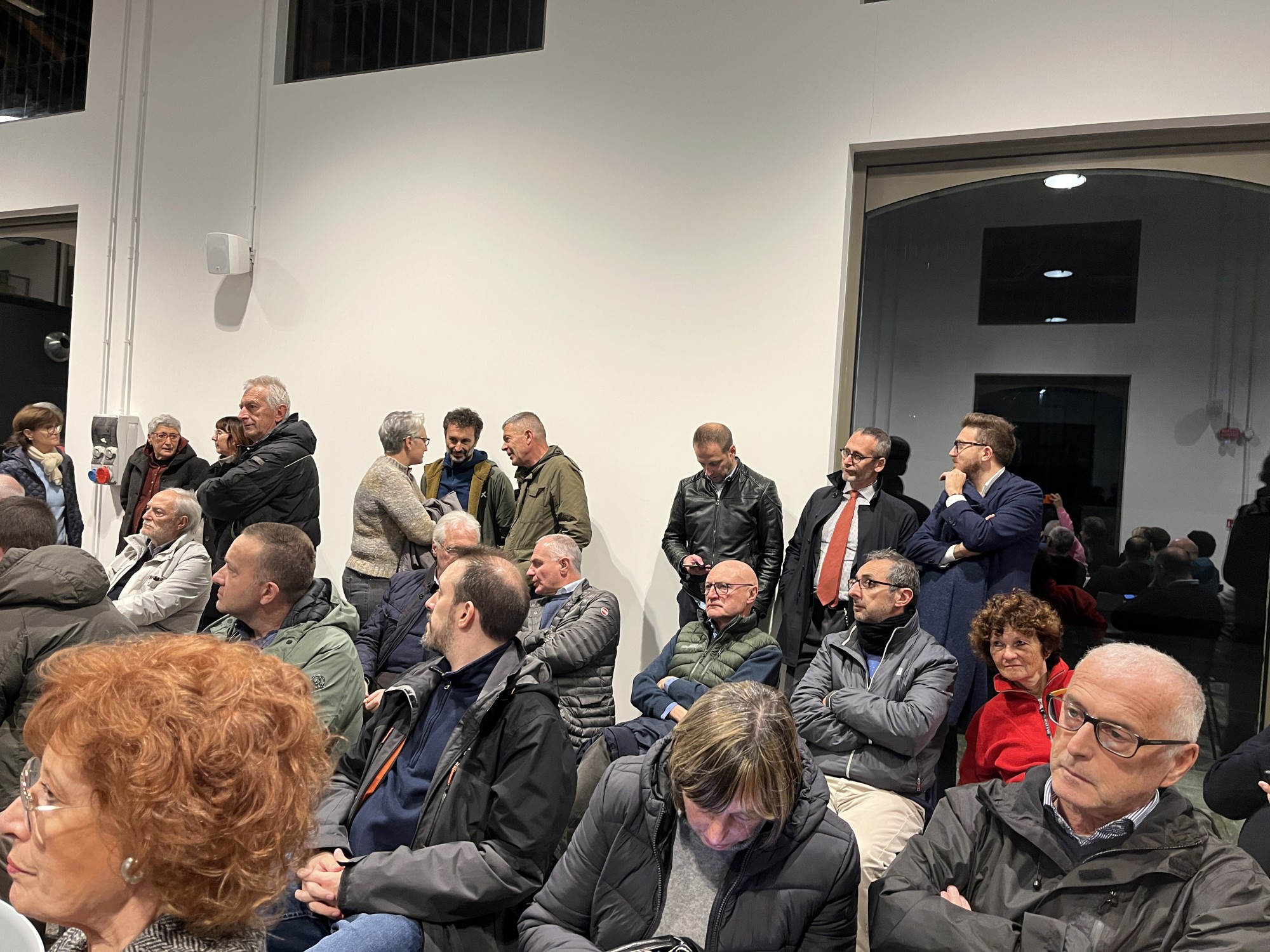 Lecco-seratatrepontiemezzo-1.JPG (613 KB)