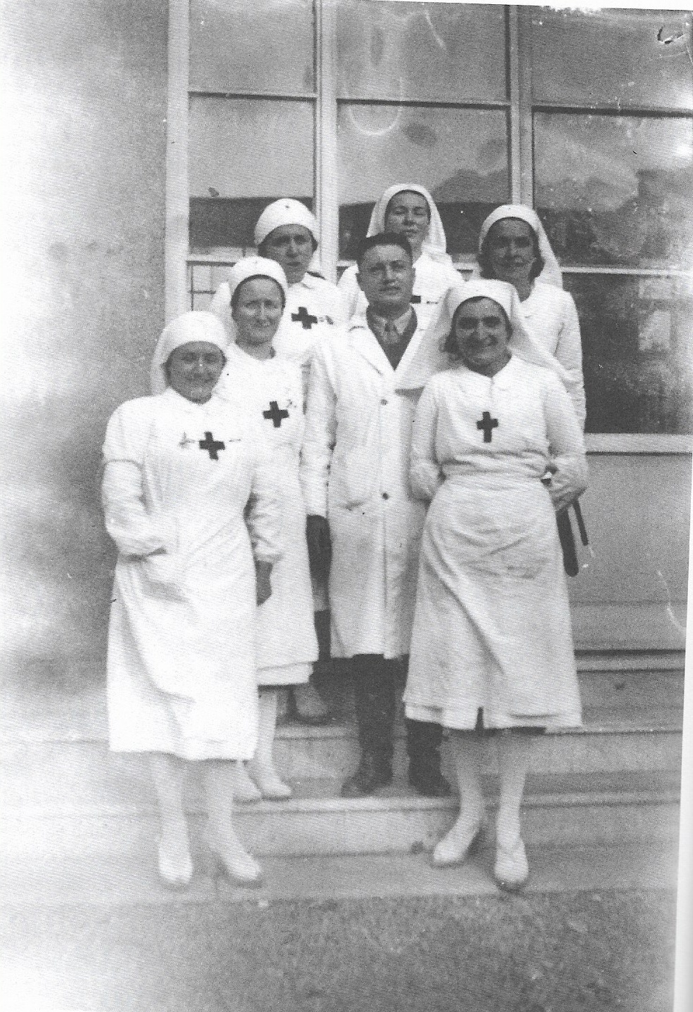 Medico_e_crocerossina.jpg (646 KB)