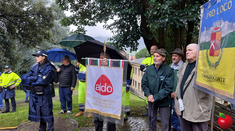 calolzio4novembre__4_.jpg (225 KB)