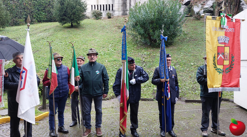 calolzio4novembre__7_.jpg (246 KB)