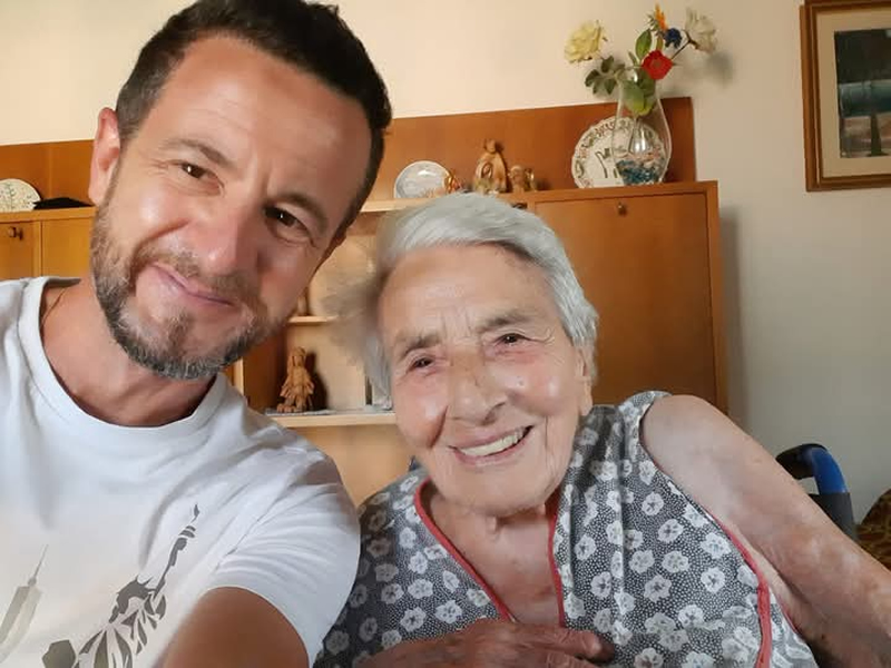 casaalberpresentazione__9_.jpg (222 KB)