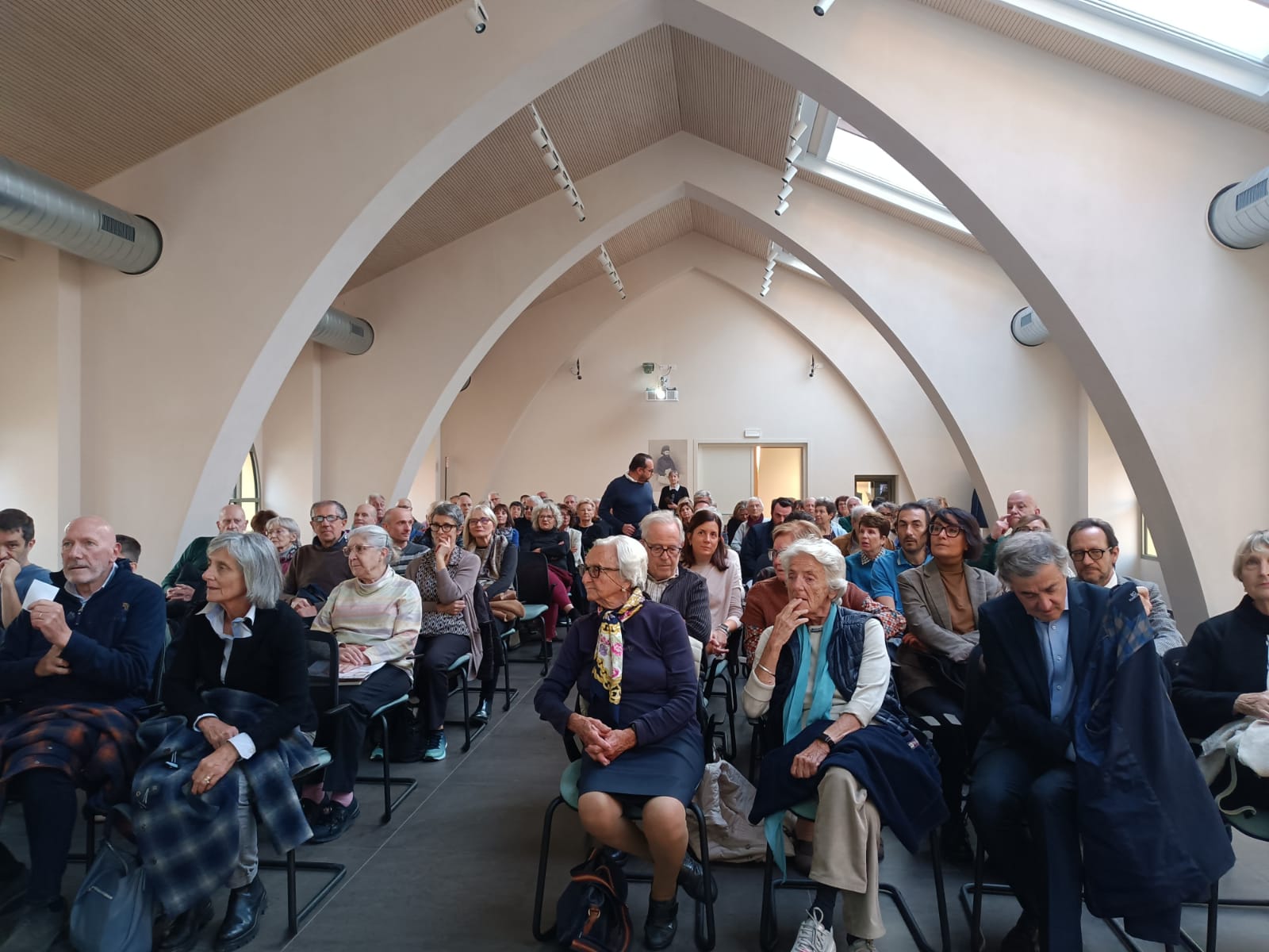 lecco_tubi__1_.jpg (185 KB)