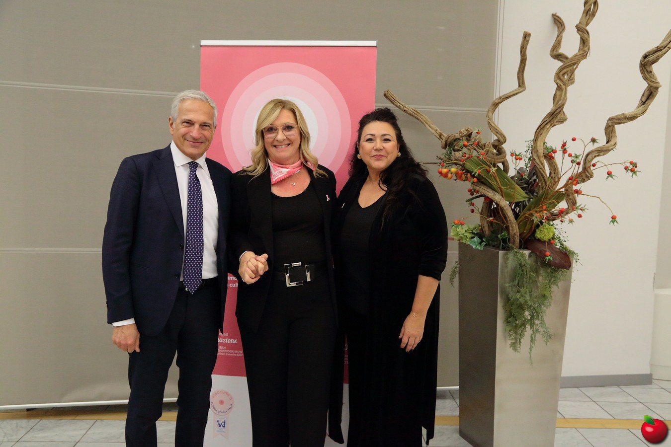 leccoagatha0006.jpg (211 KB)