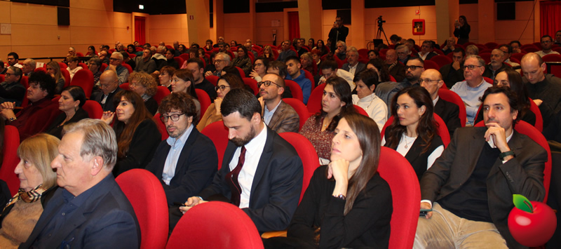 leccolegalita3.jpg (154 KB)