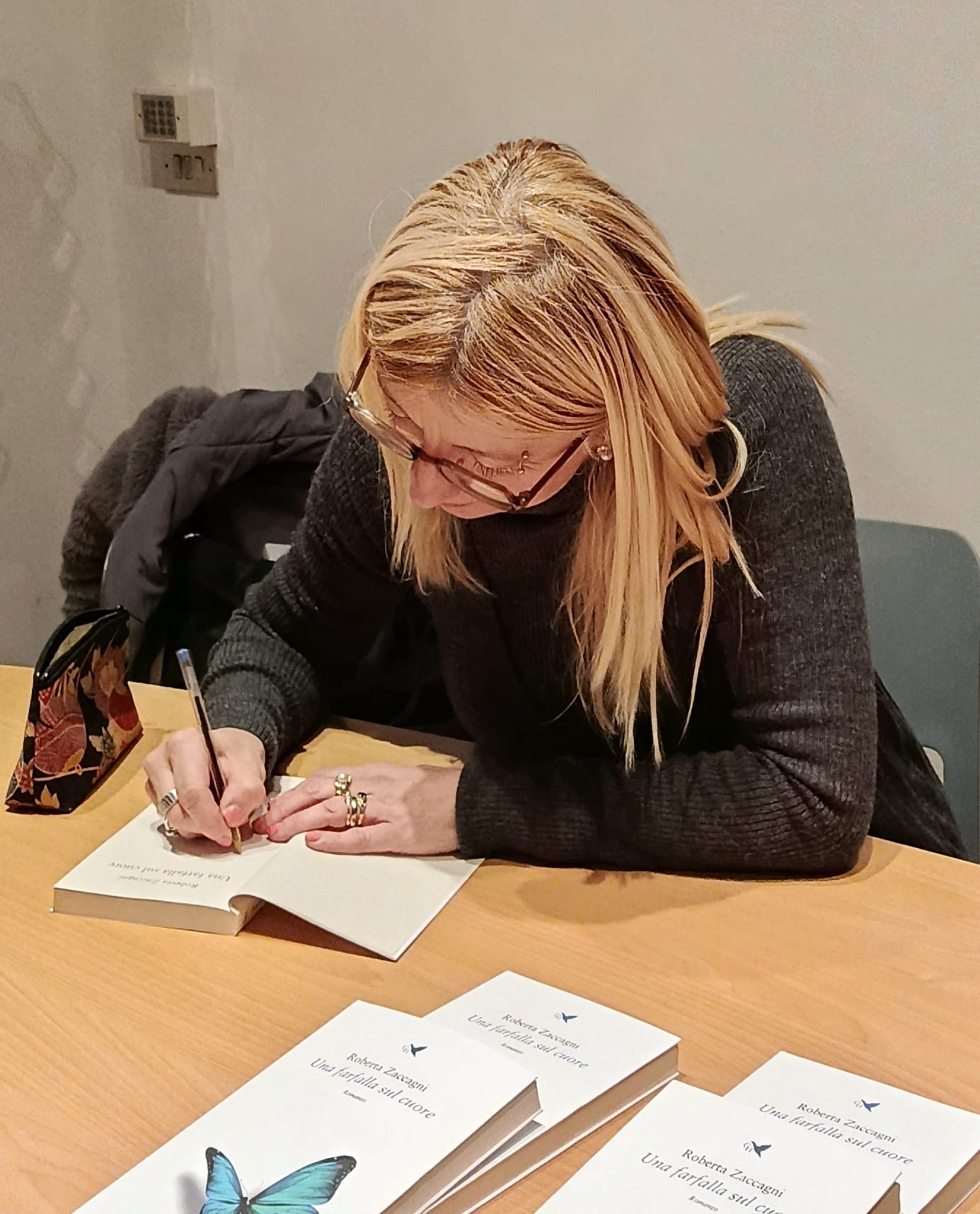 robertazaccagnilibro1.jpeg (899 KB)