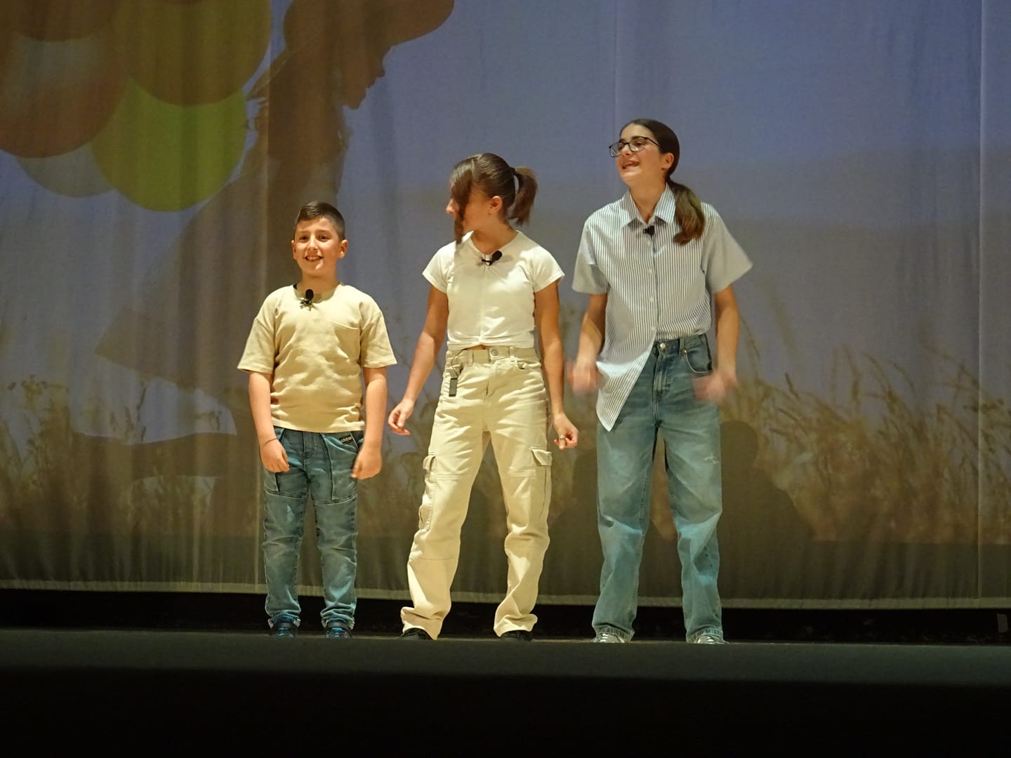 rumorefelicita4.jpeg (110 KB)