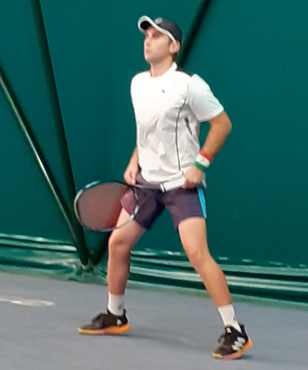 tennisgenova3.jpg (162 KB)