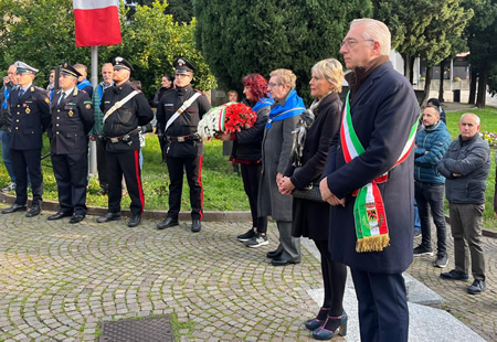 valmadrera4novembre.jpg (109 KB)