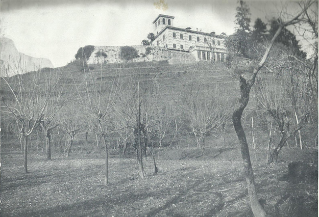 Palazzo_di_don_Rodrigo.jpg (242 KB)