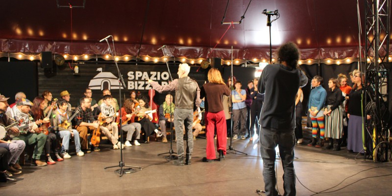 casate_cantopalestina1.jpg (223 KB)