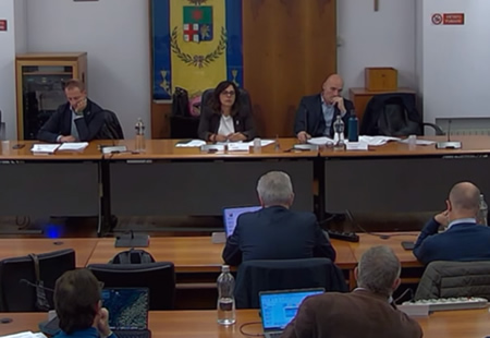 consiglioprovincialeprima.jpg (47 KB)