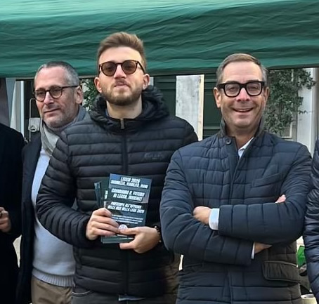 I tre Mauro e qualche altra carta da poter mettere sul tavolo