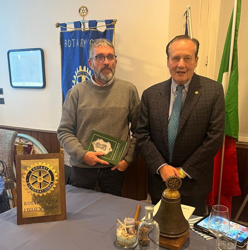 rotarybutch__1_.jpg (142 KB)