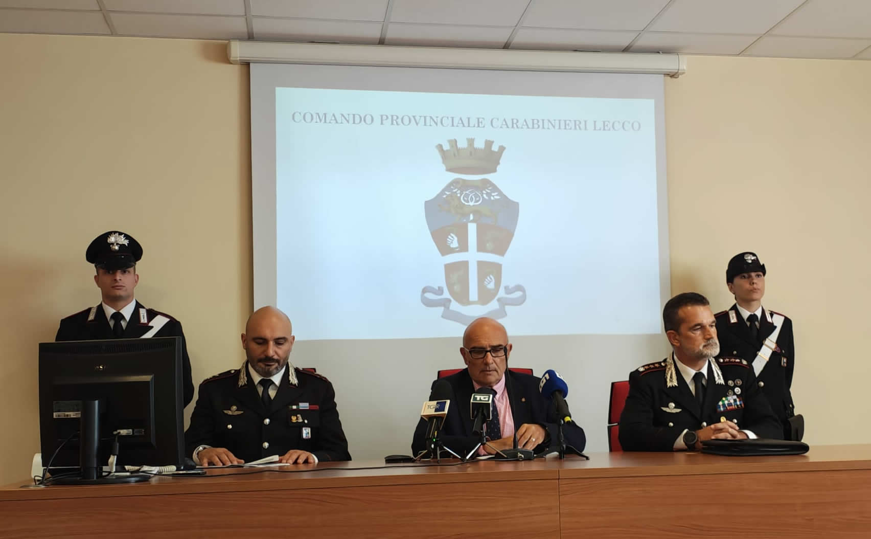 ComandaProvincialeLc.jpg (90 KB)