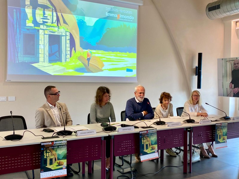 Conferenza_stampa_immagimondo1.jpg (117 KB)