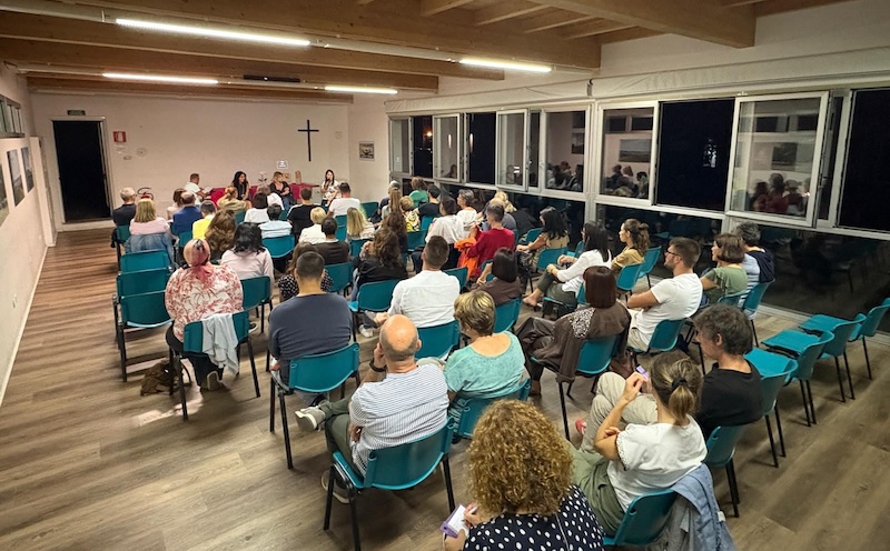 Lecco_adozione00004.jpg (261 KB)