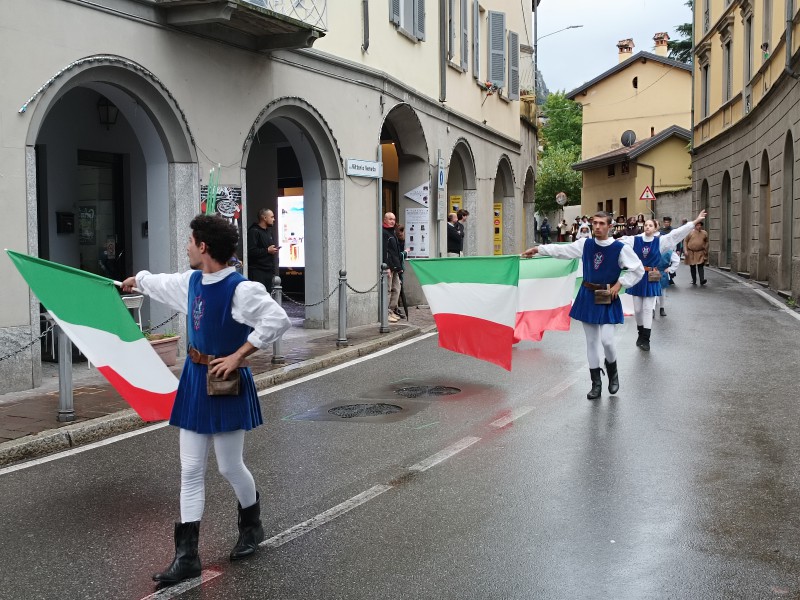corteoborghi__8_.jpg (149 KB)