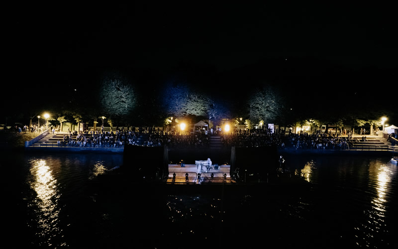 lakearenafinale__7_.jpg (68 KB)