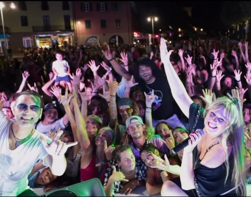 Colico_ferragosto1.jpeg (114 KB)