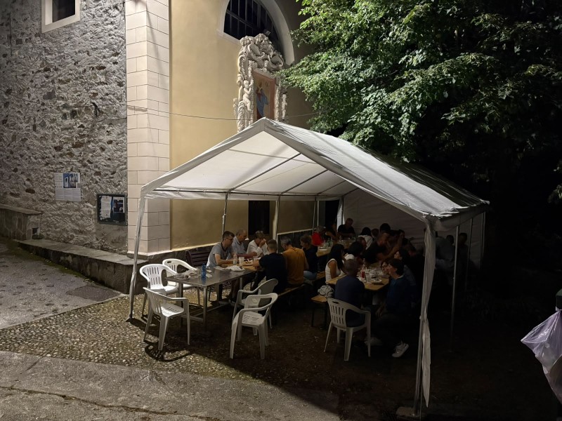 avanopizzata4.jpg (142 KB)