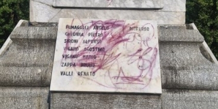 cassagovandali4-1.jpg (82 KB)