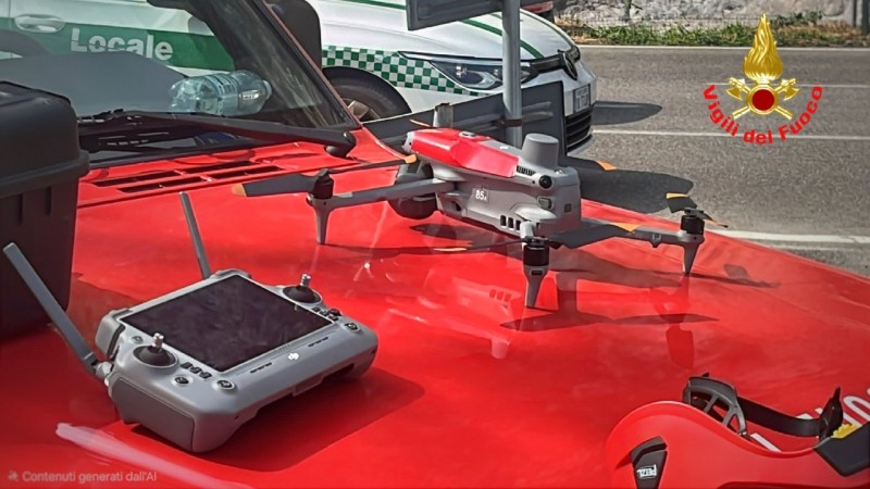 dronicontrolli1.jpg (88 KB)