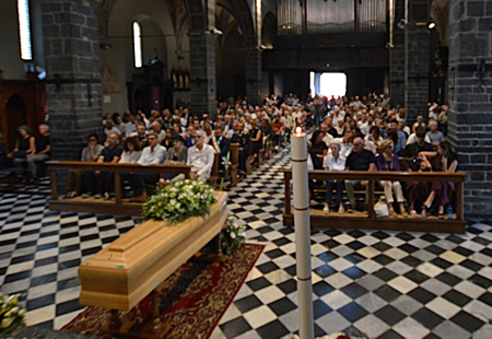 funeraliborlenghi.jpg (149 KB)
