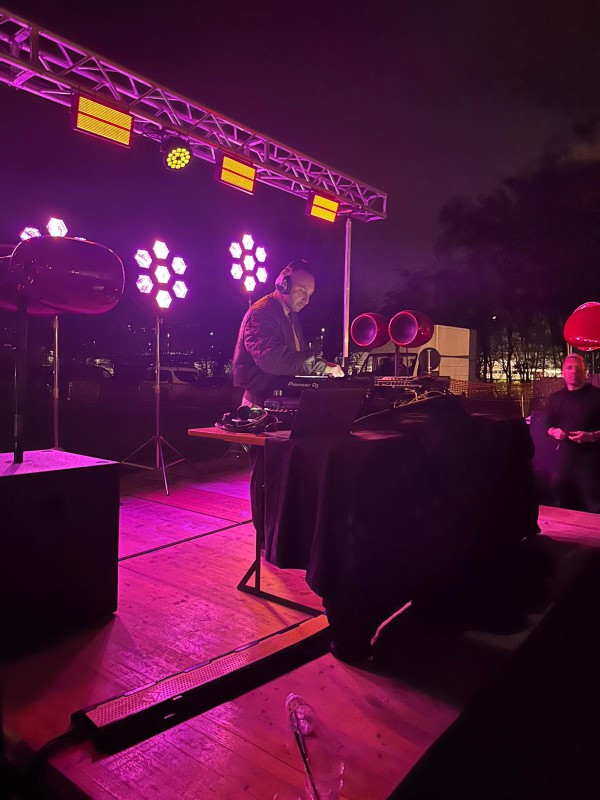 1000737687.jpg (88 KB)