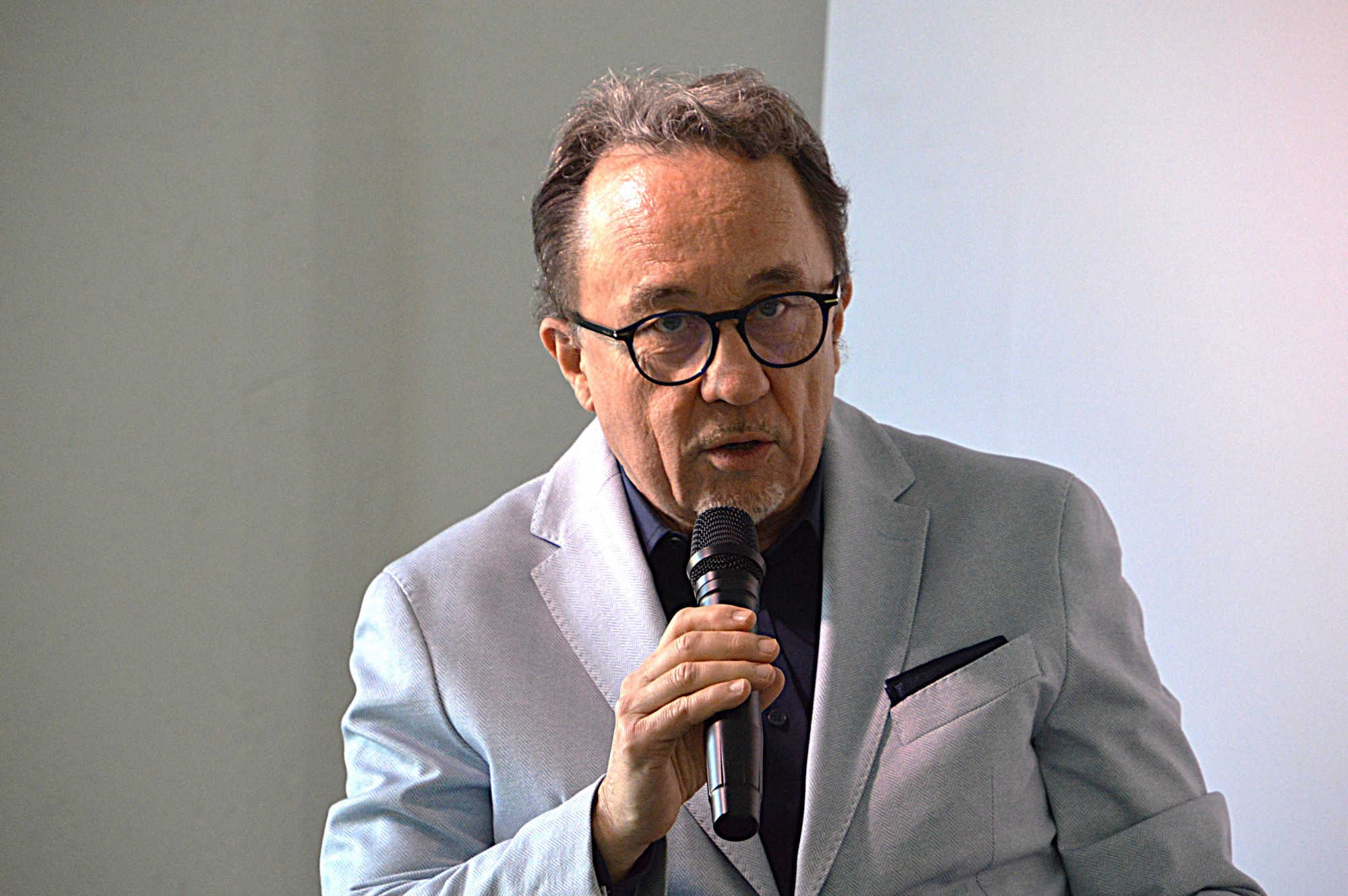 1_Mauro_Rossetto-1.JPG (540 KB)