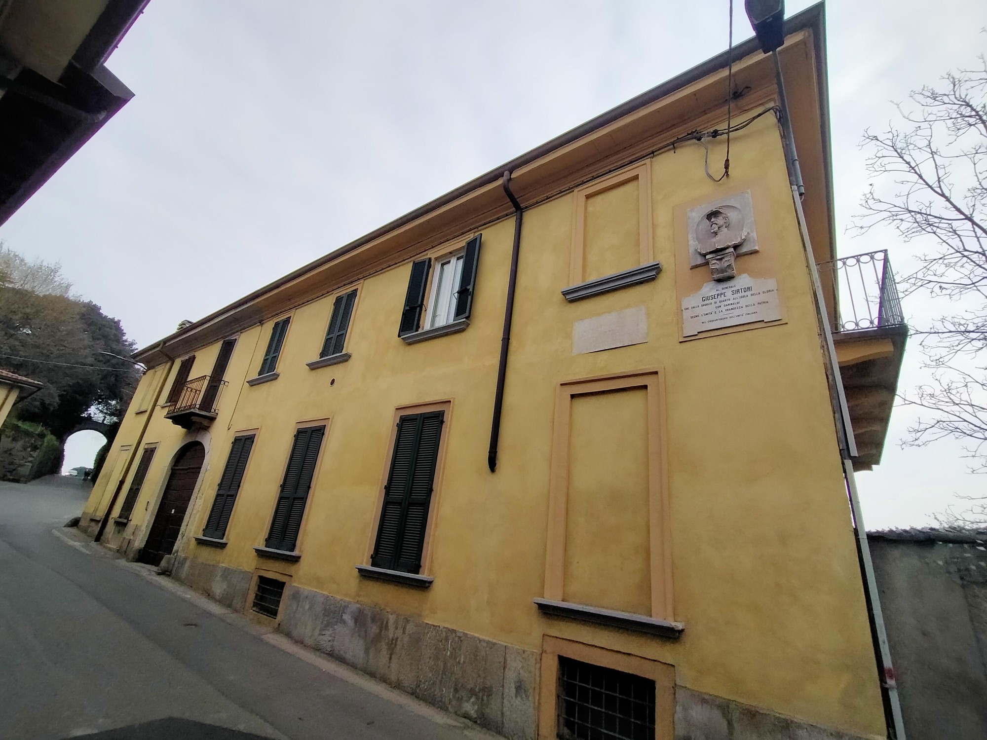 Casa_Sirtori_a_Casatevecchio__2_.jpg (462 KB)