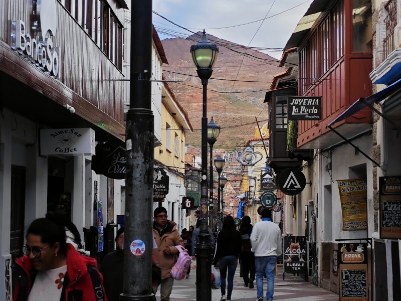 POTOSI2.jpg (149 KB)