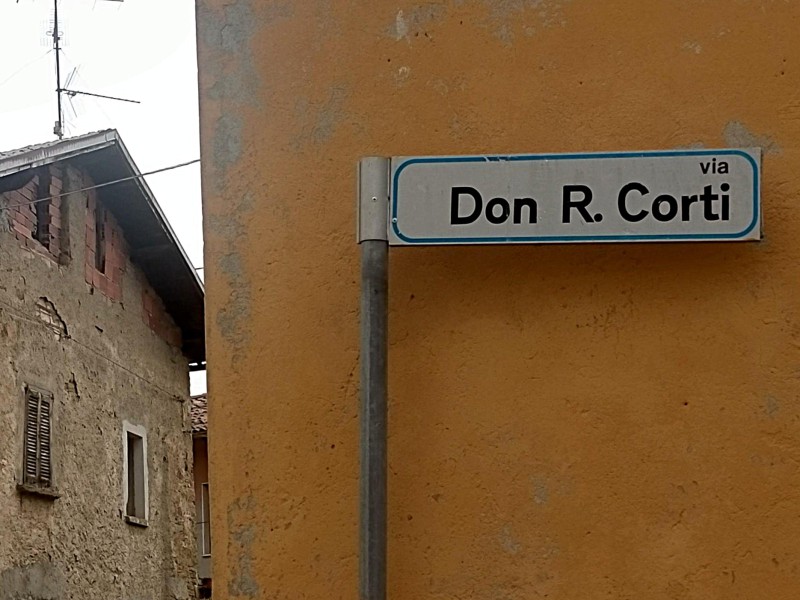 Via_a_Giovenzana.jpg (103 KB)