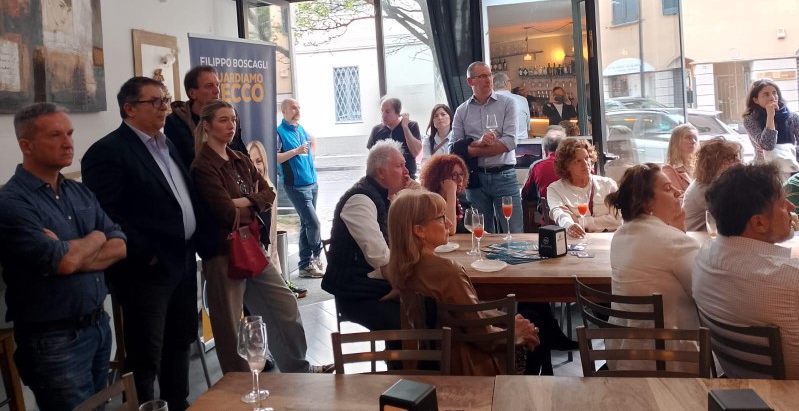 apericenacolella1.jpg (211 KB)