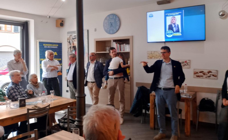 apericenacolella2.jpg (192 KB)