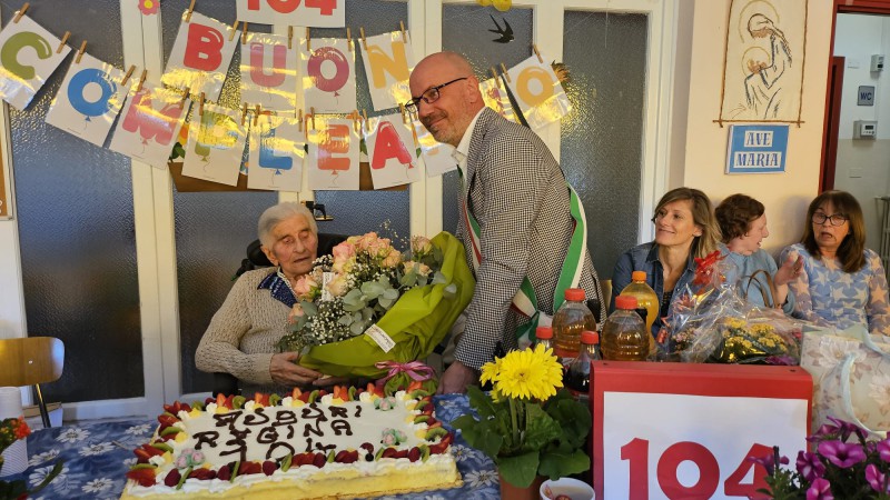 dervio104anni__3_.jpeg (124 KB)