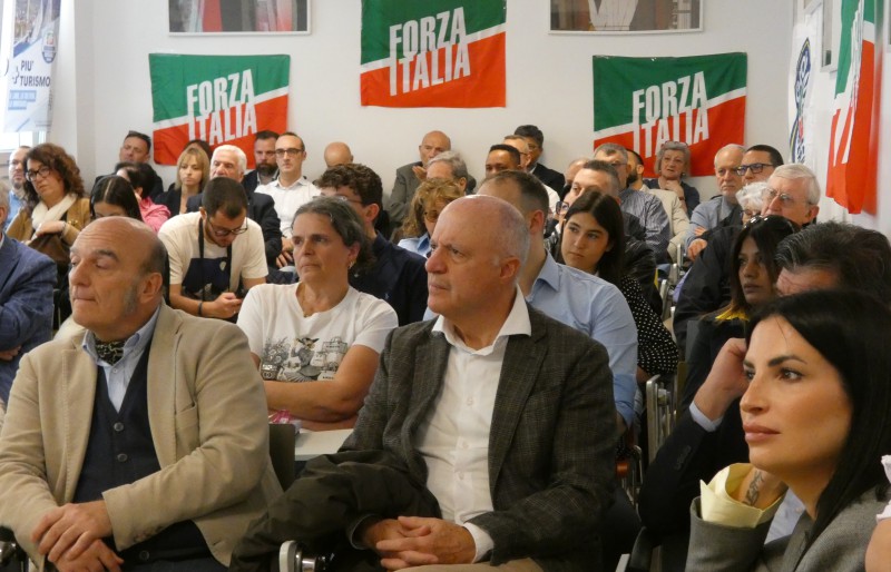 listaforzaitalia5.jpg (104 KB)