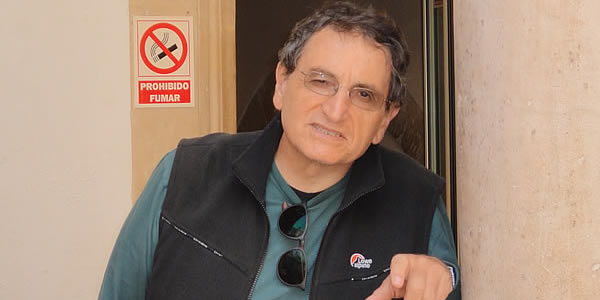 magni20col.jpg (25 KB)