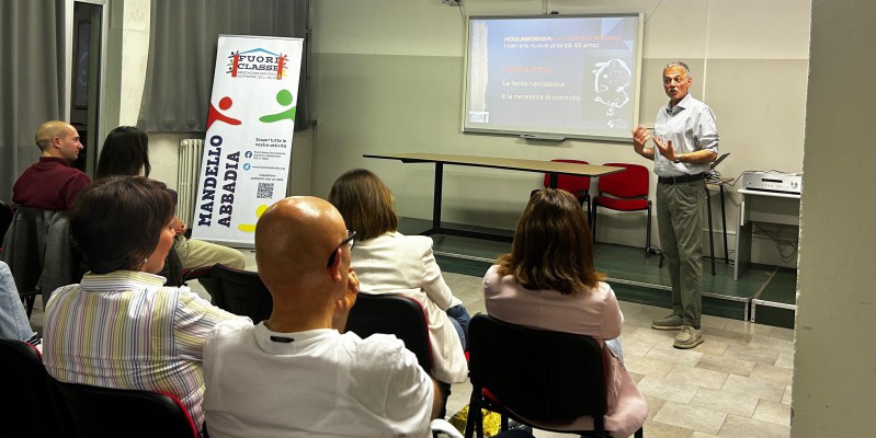 mandellobugiada2-1.jpg (186 KB)