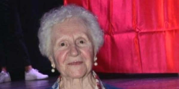 rosannaaldeghi-1.jpg (74 KB)