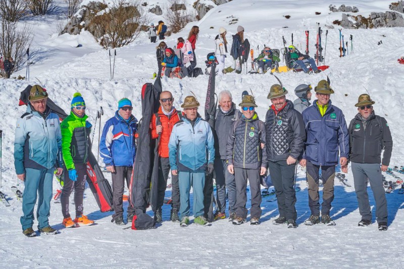 Non_solo_spettatori,,,.jpeg (149 KB)