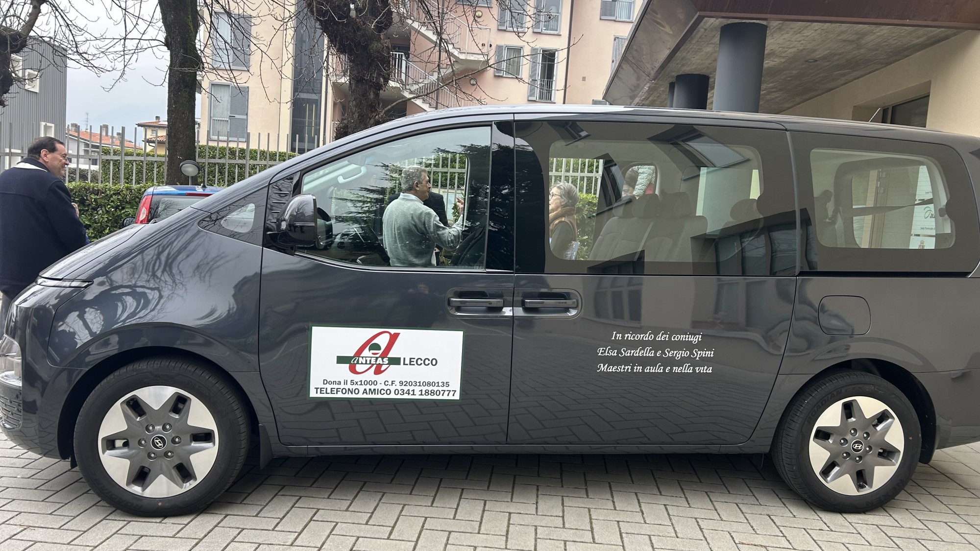 anteasmezzi__2_.jpeg (553 KB)