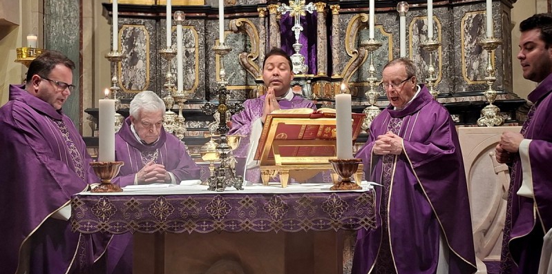 beveraconsolata_0032.jpg (258 KB)