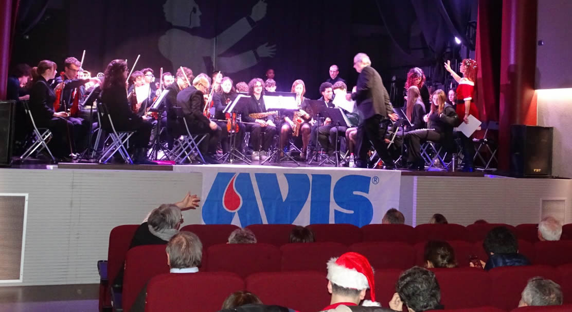 galbiateavis3.jpg (94 KB)