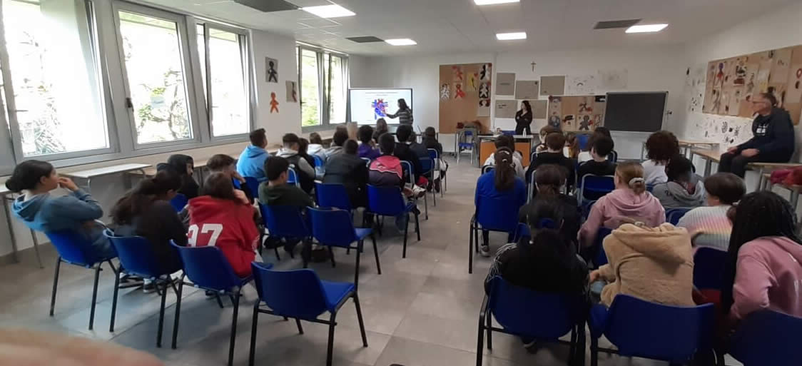 galbiateavis5.jpg (67 KB)