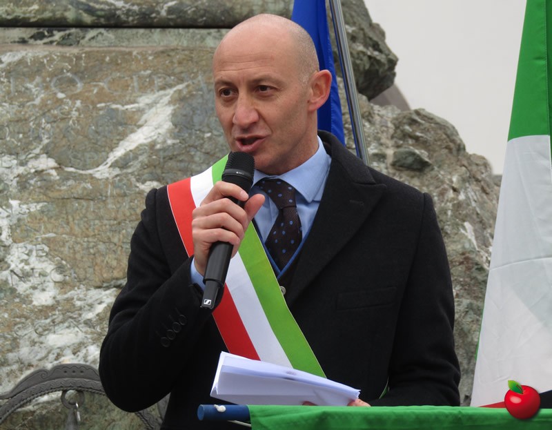 leccocerimoniafoibe__7_.jpg (99 KB)