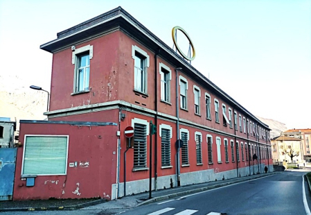 leucioggi__3_PR.jpg (105 KB)