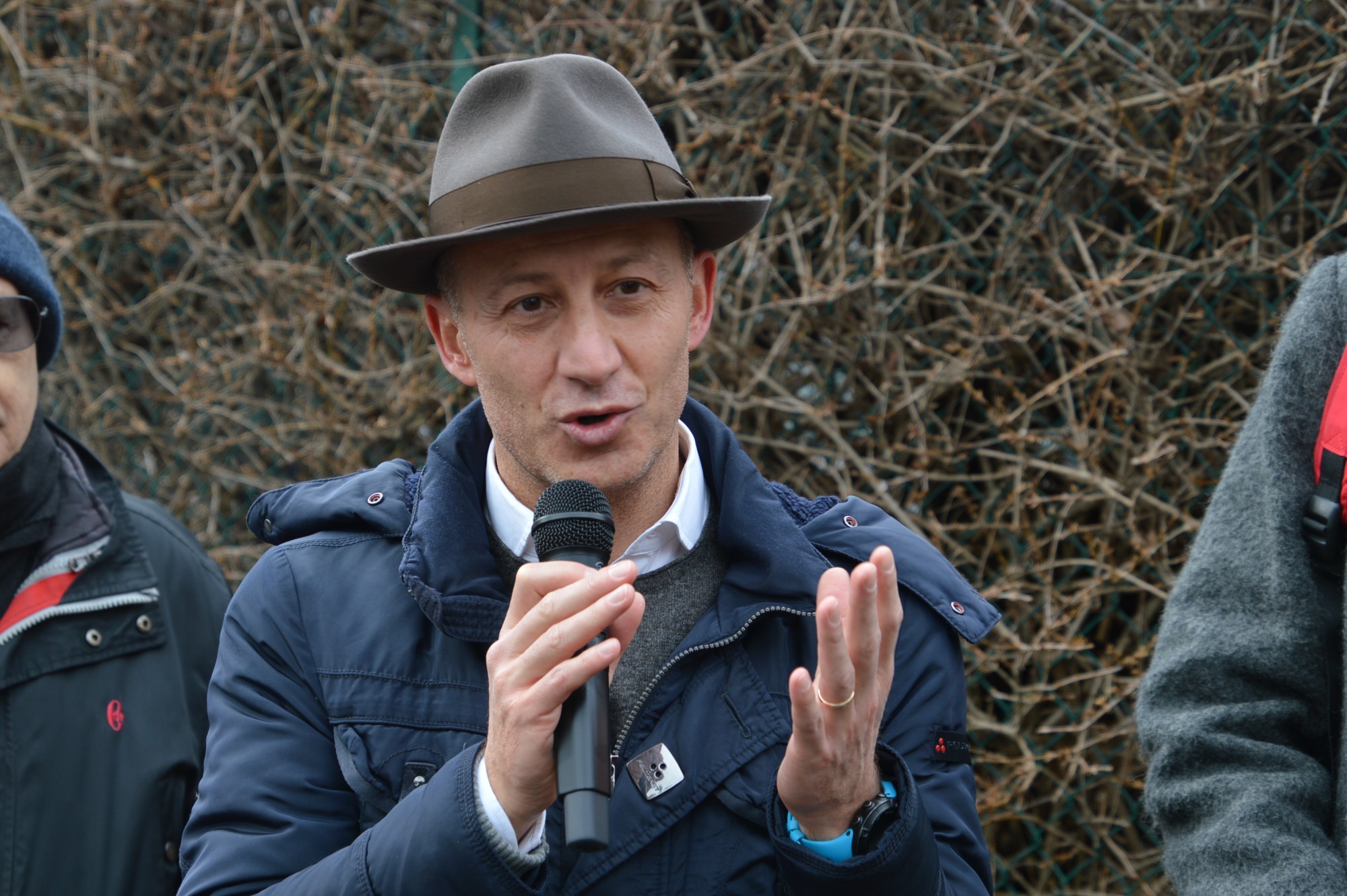 06_Mautro_Gattinoni.JPG (482 KB)