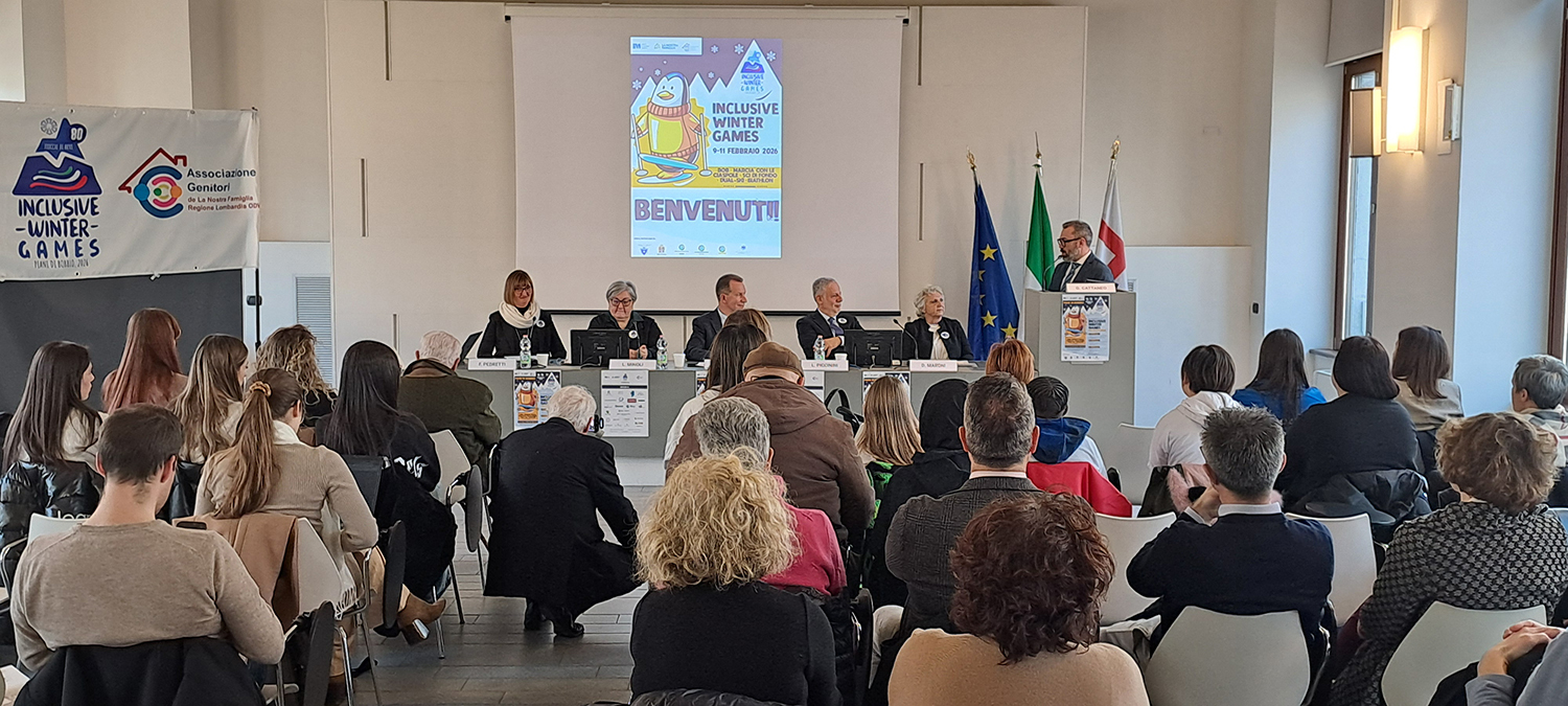 3_conf_stampa_IWG_LNF.jpg (752 KB)