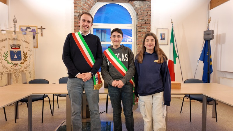 Azzoni_Gheza_Cimino_orizzontale.JPG (94 KB)